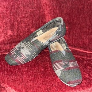 TOMS Gray and Red Comfy Stylish Loafers